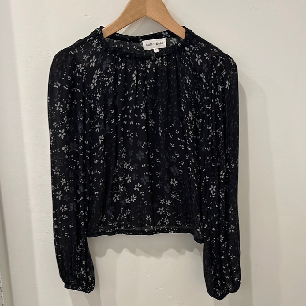 Bella Dahl Black Floral Blouse